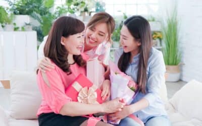 Oral Health Tips for Your Mom on Her Special Day