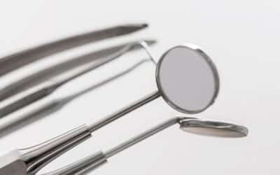 What Type of Mirror is Used in Dental Instruments?